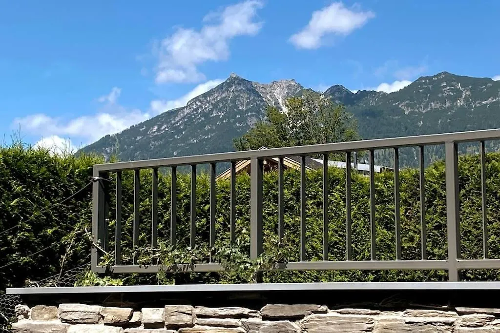 Apartman Zentral, Ruhig & Stilvoll Mit Bergpanorama+ Garten Garmisch-Partenkirchen Németország